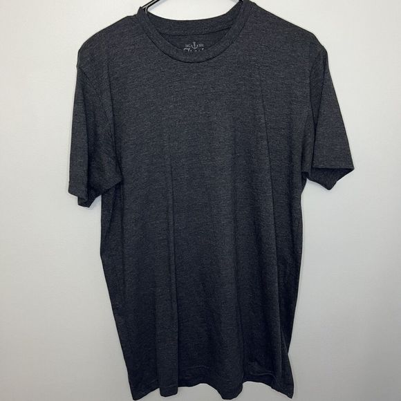 Fresh Clean Tees Gray T Shirt Mens MT Short Sleeve Med Crew Neck Solid Tee NWOT - Picture 1 of 6